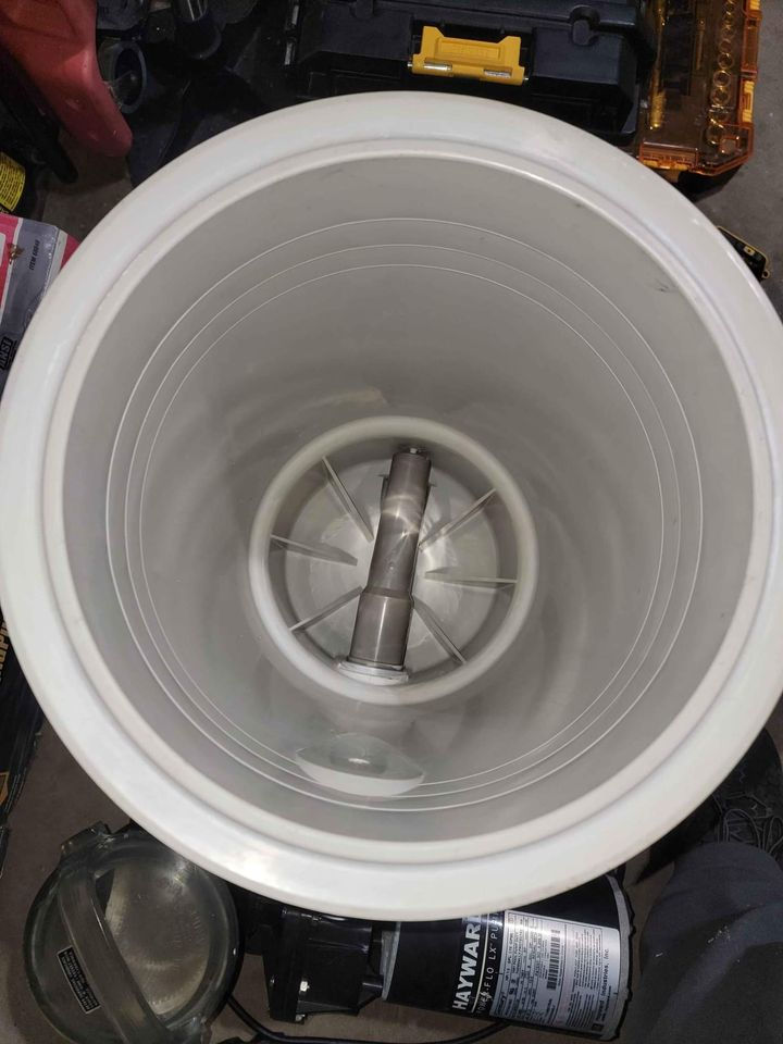 Thumbnail: Hayward EC40 Diatomaceous Earth (D.E.) Filter W/ 1HP Powerflo LX Pump
