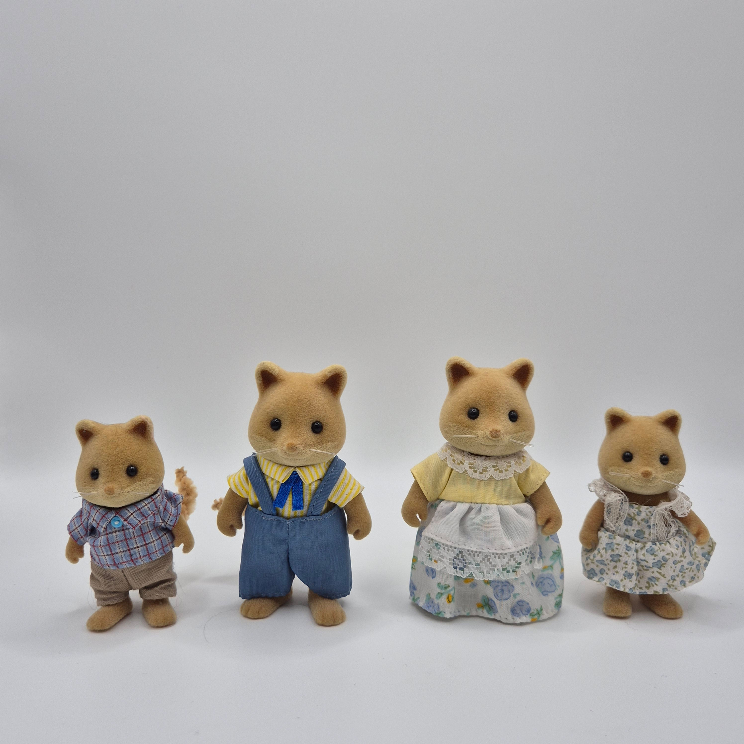 Slydale Fox Family