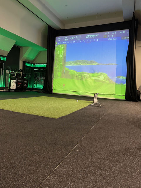 indoor golf