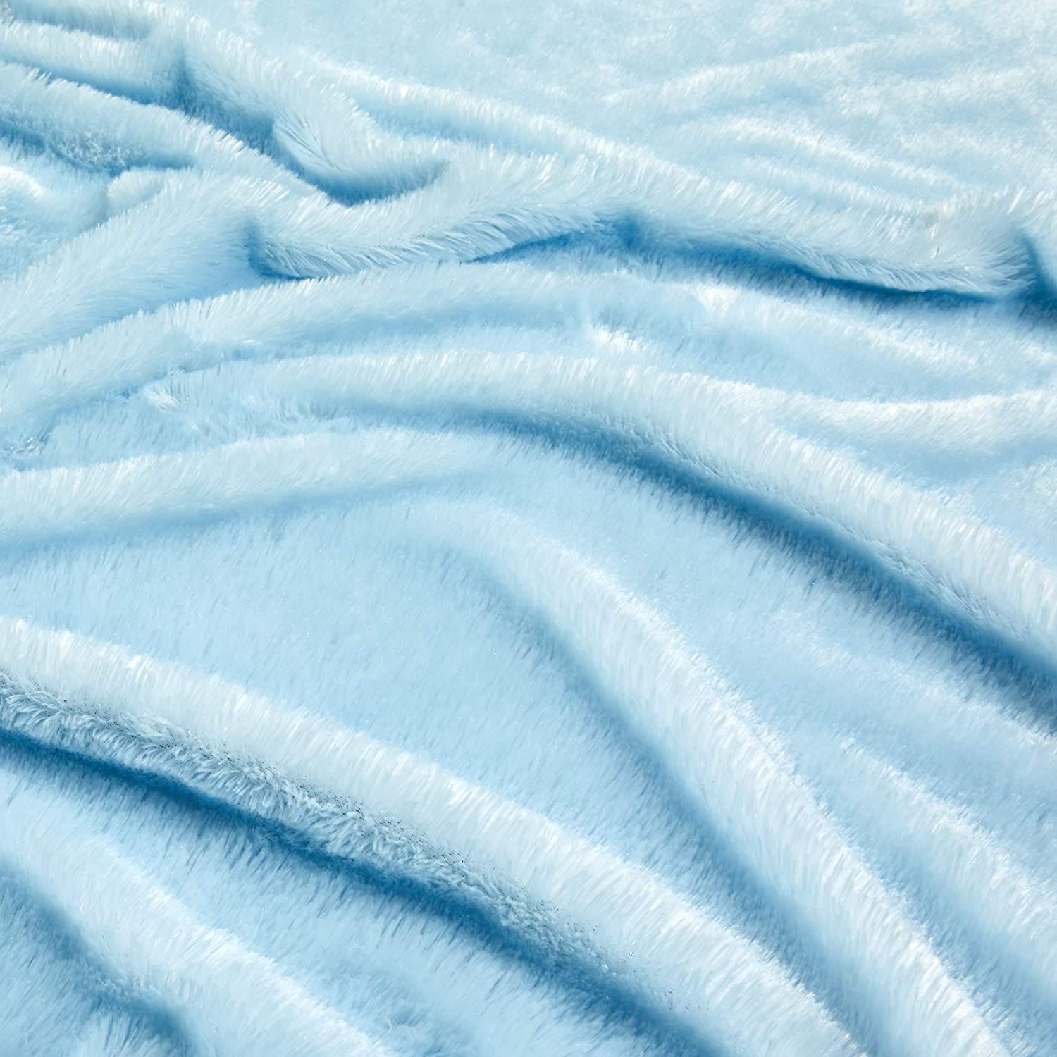 Bear Skin - Light Blue - 05 - Shaggy Faux Fur Fabric – Soft, Realistic Faux Fur