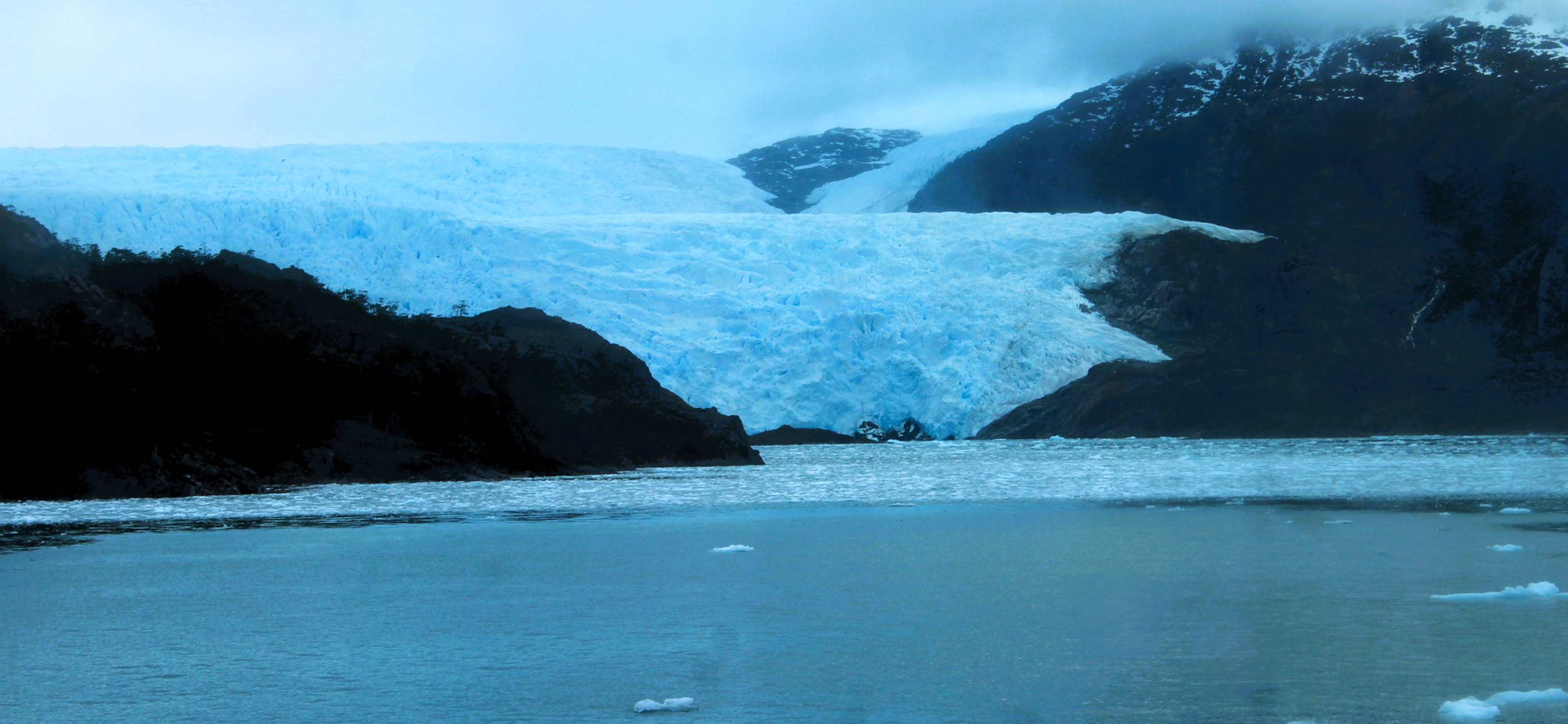 Photo in Antarctica/ Falling Glacier