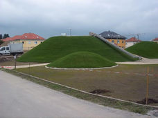 Entwurf und Ausführung von einem Spielplatz in Langweid