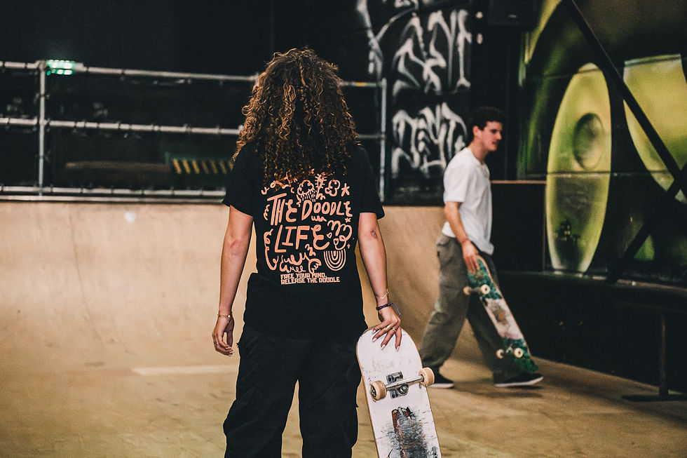 Skatecentrale t-shirt frankly doodle