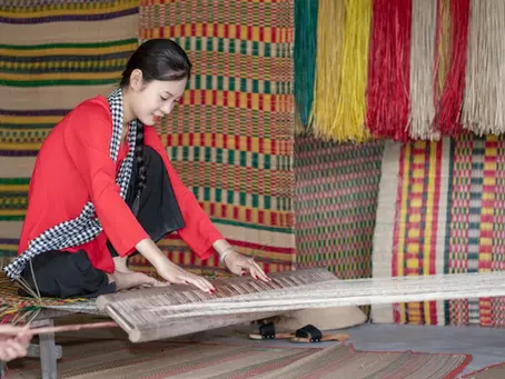Discover Vishwa Sutra, where Indian handlooms meet global fashion at Femina Miss India, reimagining heritage textiles for a worldwide audience.