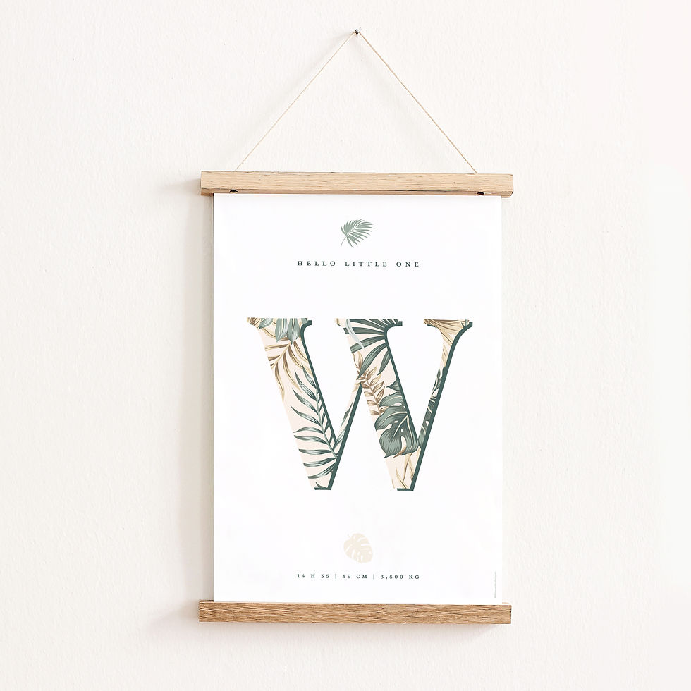 Miniature : affiche naissance personnalisée avec lettre à motif végétal, style jungle chic, porte-affiche