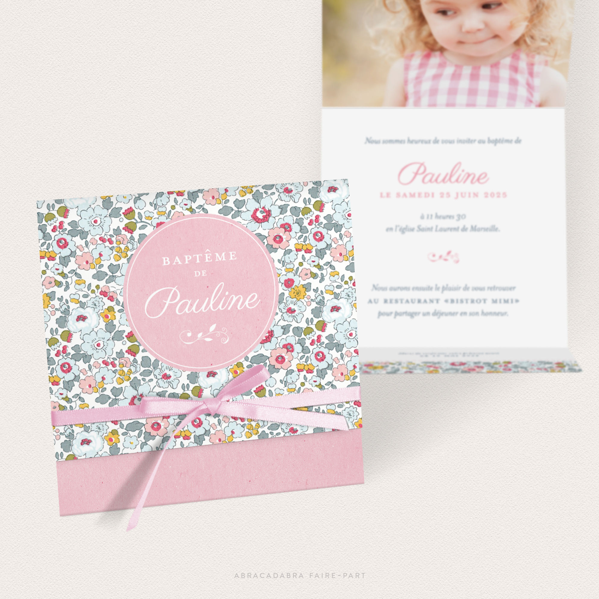 Faire-part baptême triptyque avec ruban rose pastel et motif liberty betsy porcelaine, vue face