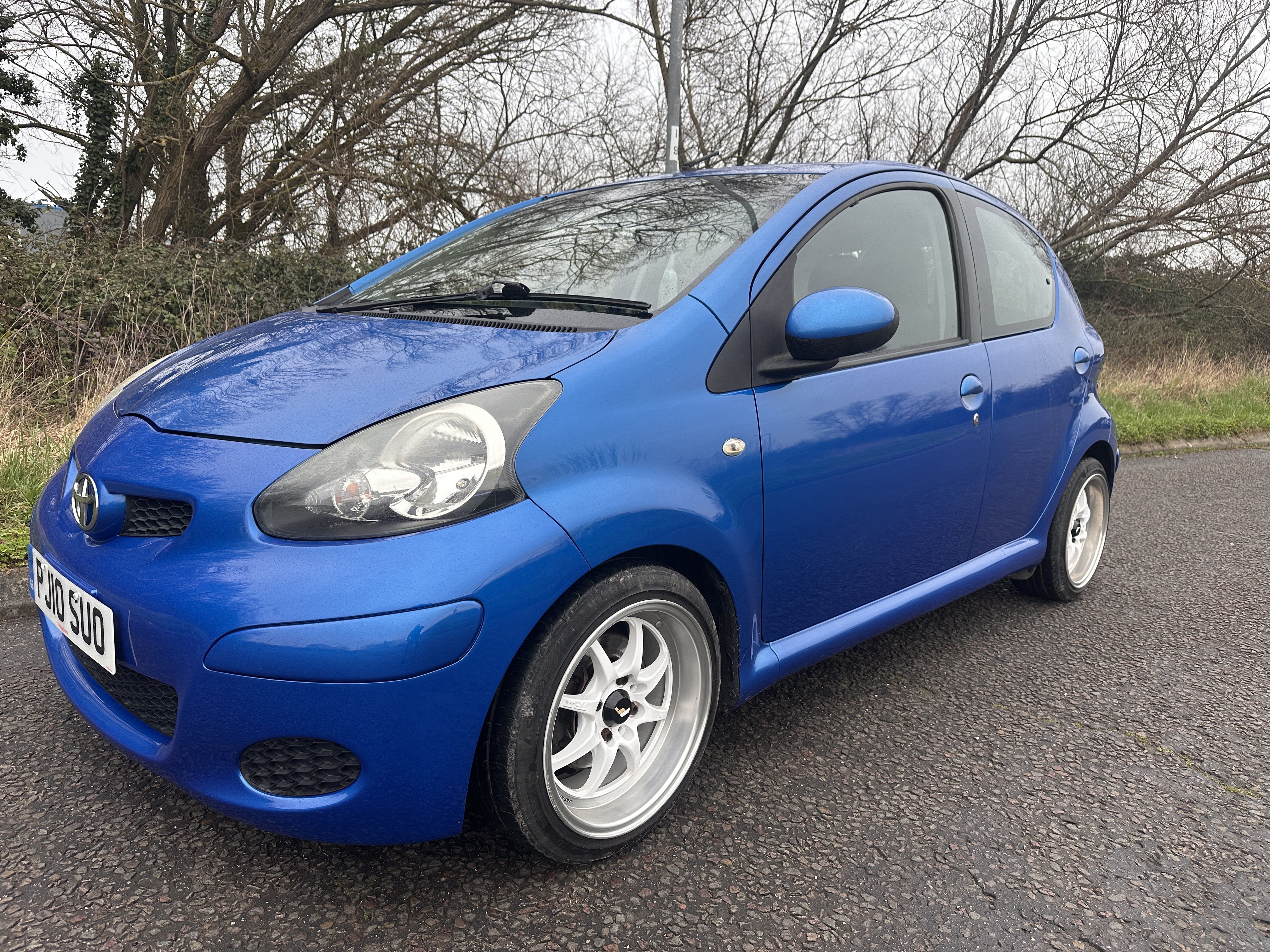 2010 Toyota Aygo — photo 1 of 2