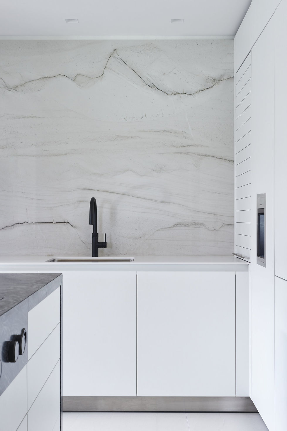 Kuechen-Atelier-Hamburg_Beckdorf_Naturstein_Eiche-18-scaled-2