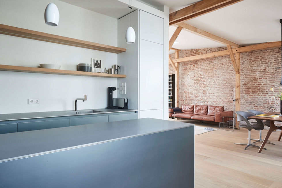 230316_bulthaup_in_Winterhude_Eichenstrasse_b3_Aluminium_Grau-8-scaled