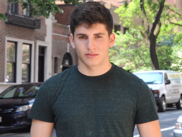 Writer: Miklos Losonci