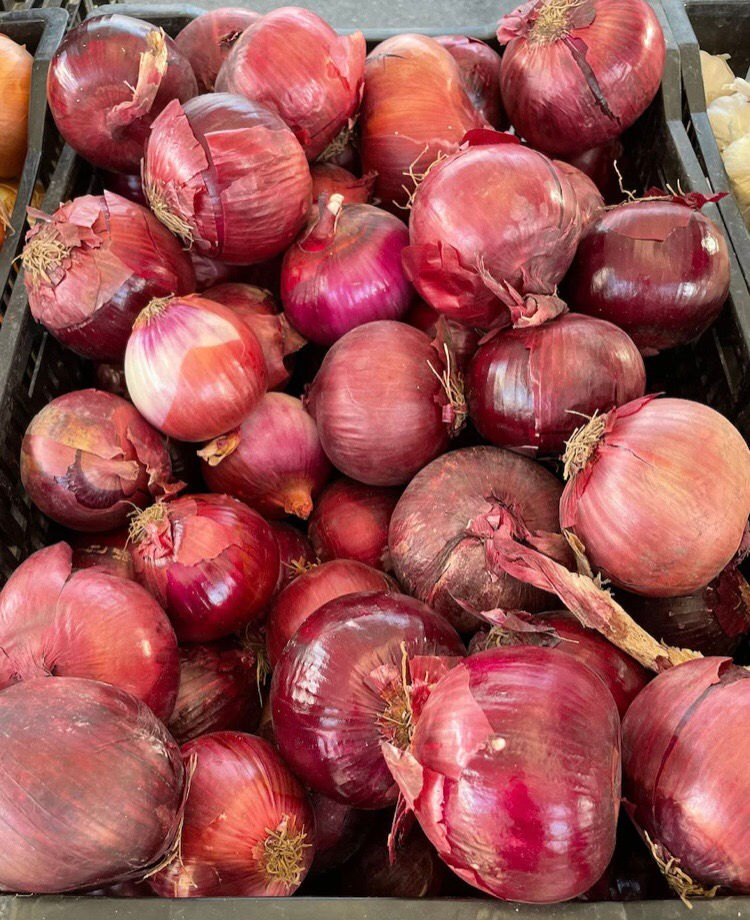 Farm Fresh Organic Locally Grown Red Onion, Farmers market Near Me, Kibo, Kibo Organic, Kibo Exprss, Organic produce deliver