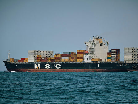 Bateau cargo