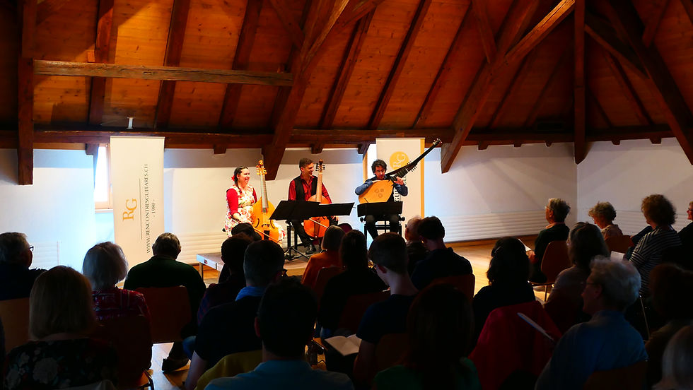 Amandine Lesne (viole de gambe), Dana Howe (théorbe), Emmanuel Carron (viole de gambe)
