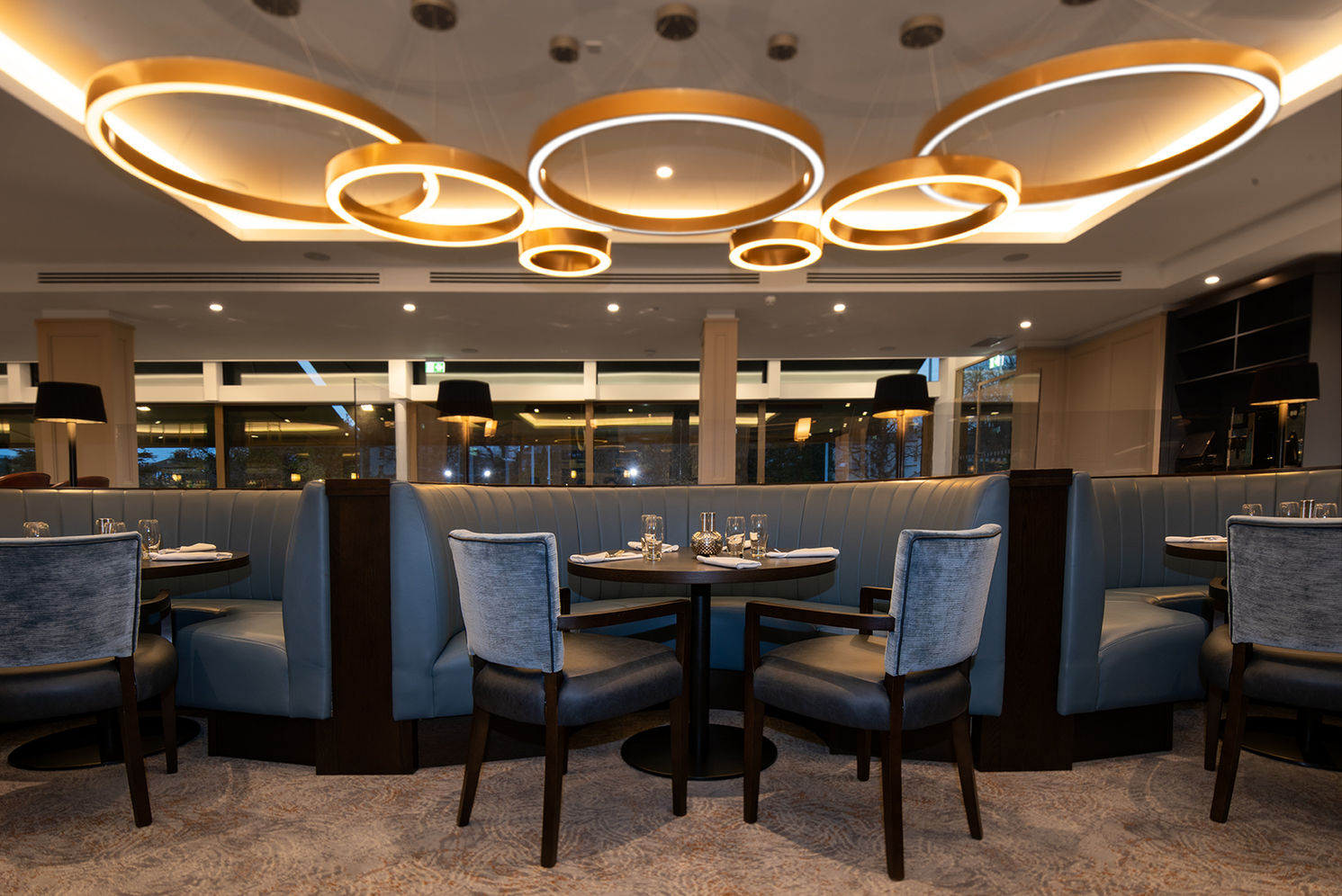 Casual Dining 4 (1).jpg