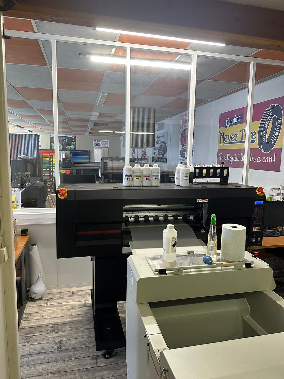 Intérieur de l'Atelier Xavier.com à Pamiers