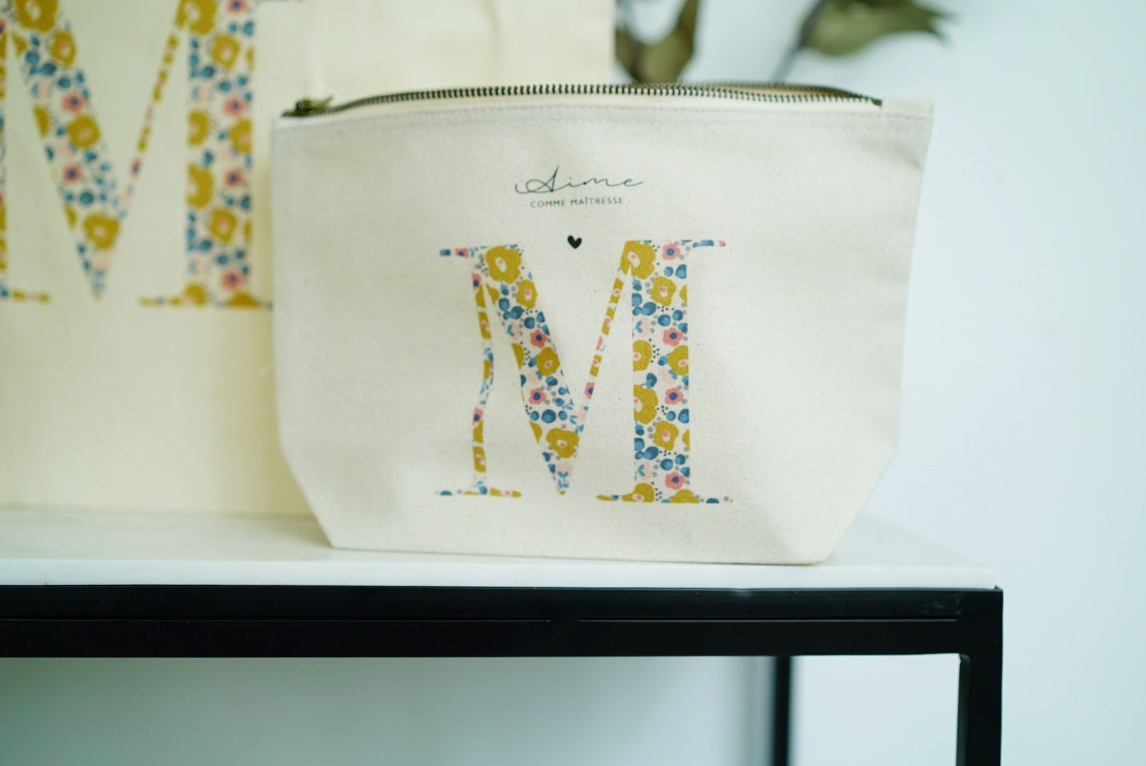 Trousse M  AIME COMME