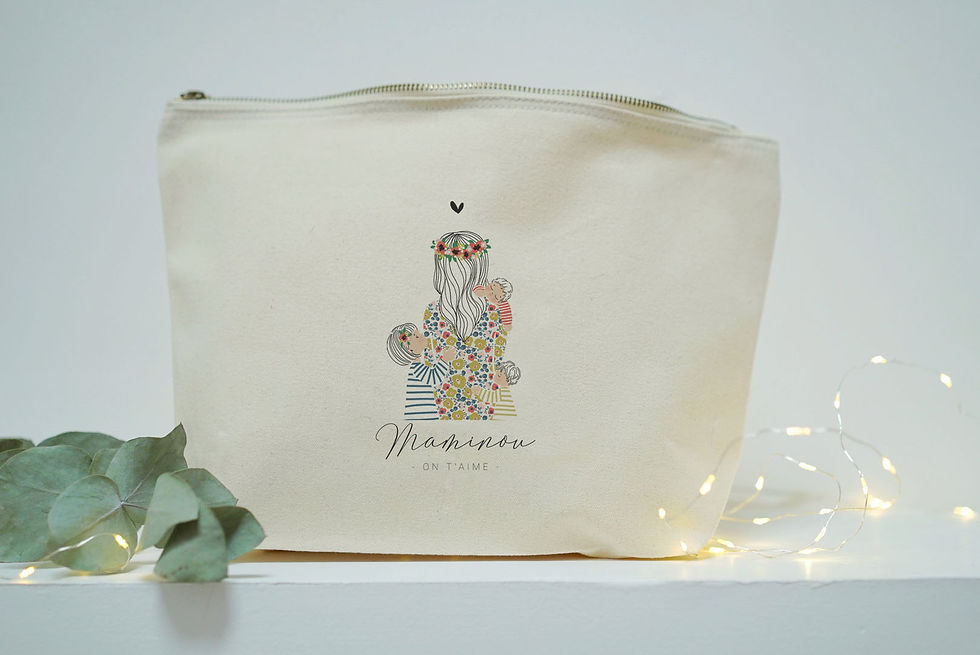 Thumbnail: Trousse LA PETITE VIE avec mamie