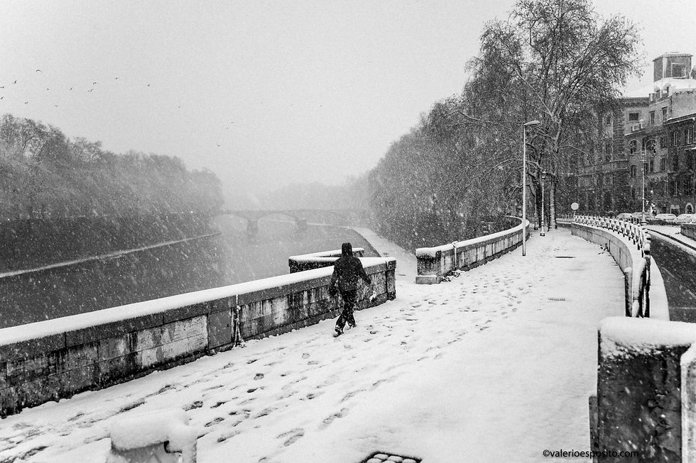 Rome, Lungotevere