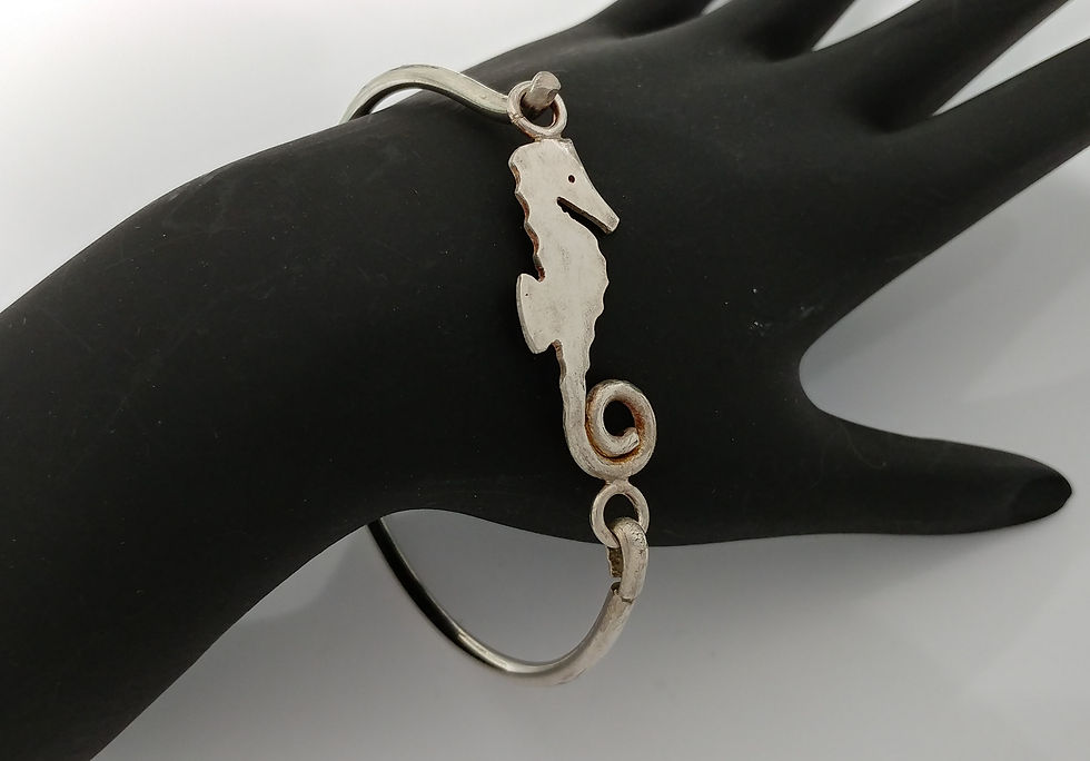 Large Seahorse Hook Bracelet