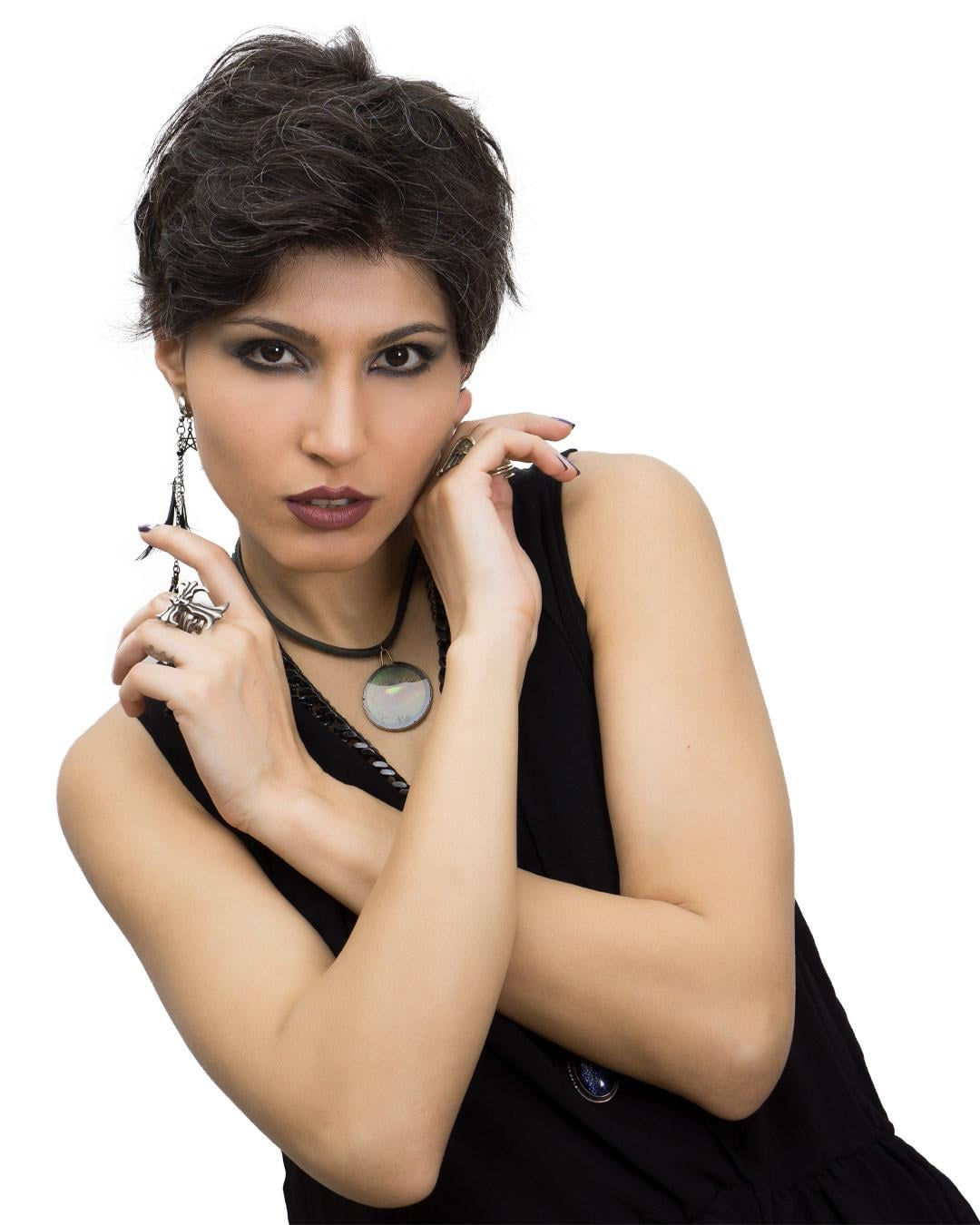 Bayan Kısa Protez Saç