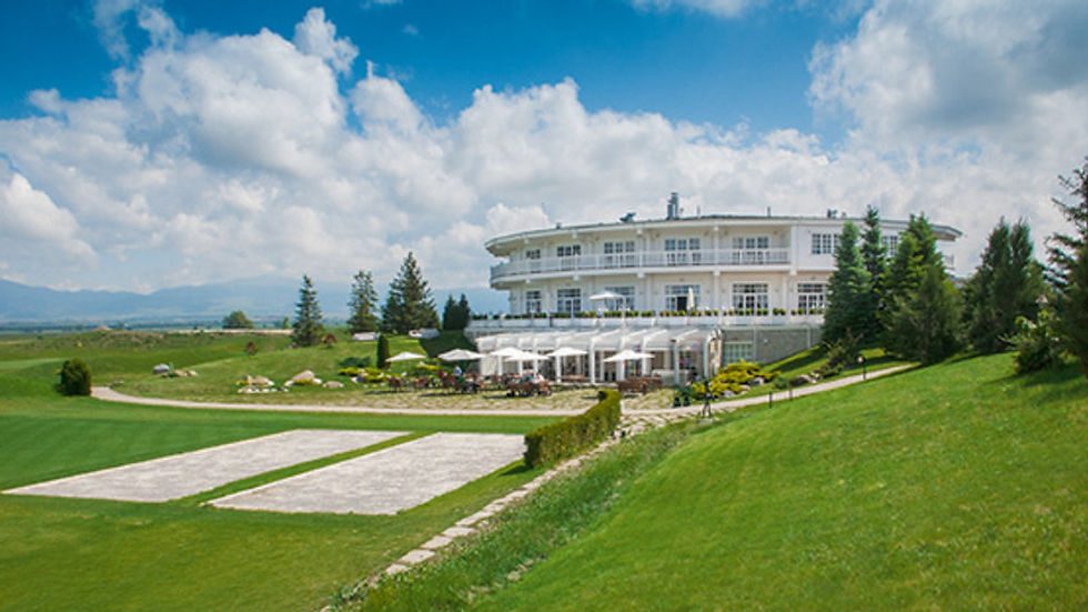 Място за сватба край София – Света София Голф Клуб и Спа, заснето от сватбен фотограф Хасан Коджавеизов