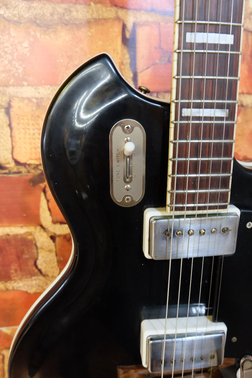 Thumbnail: 1967 Supro Coronado II