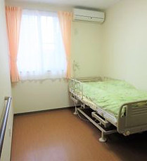 認知症対応型共同生活介護 こふの希 高岡市伏木 介護_施設紹介 エントランス 介護_施設紹介 居室