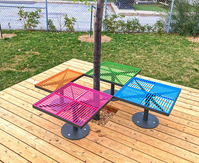 Mobilier urbain: Bancs de parc modulaires Pixel d'MMCité - Saint-Hubert