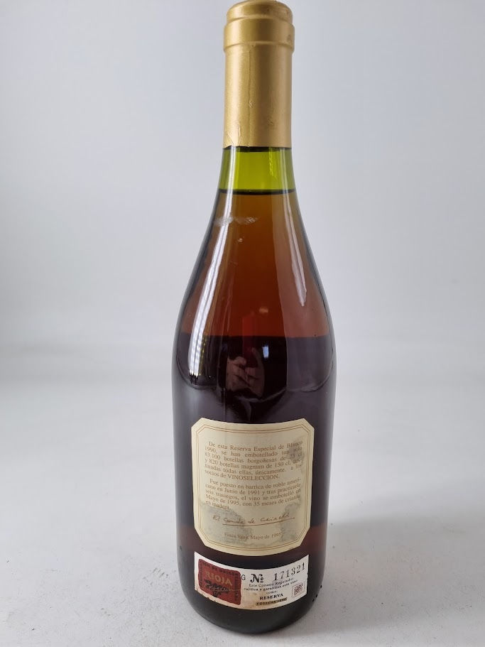 Miniatura: 1990 | Marqués de Murrieta. YGAY. Vino blanco. Reserva Especial