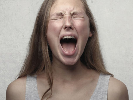 Why is screaming not helpful when giving birth?