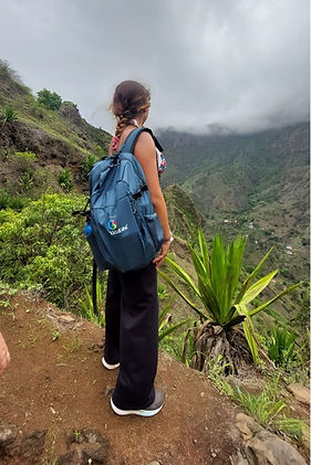 trekking.jpg