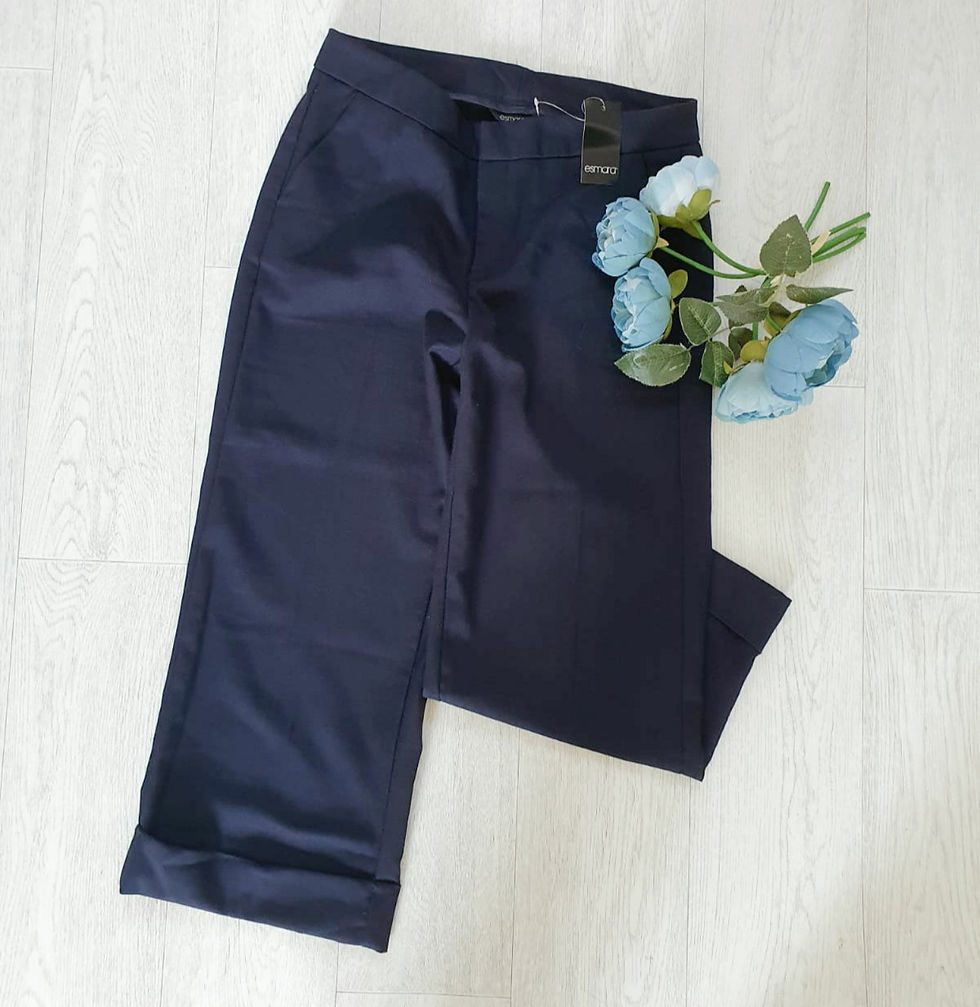 Esmara cropped leg trousers. Size 14 NWT