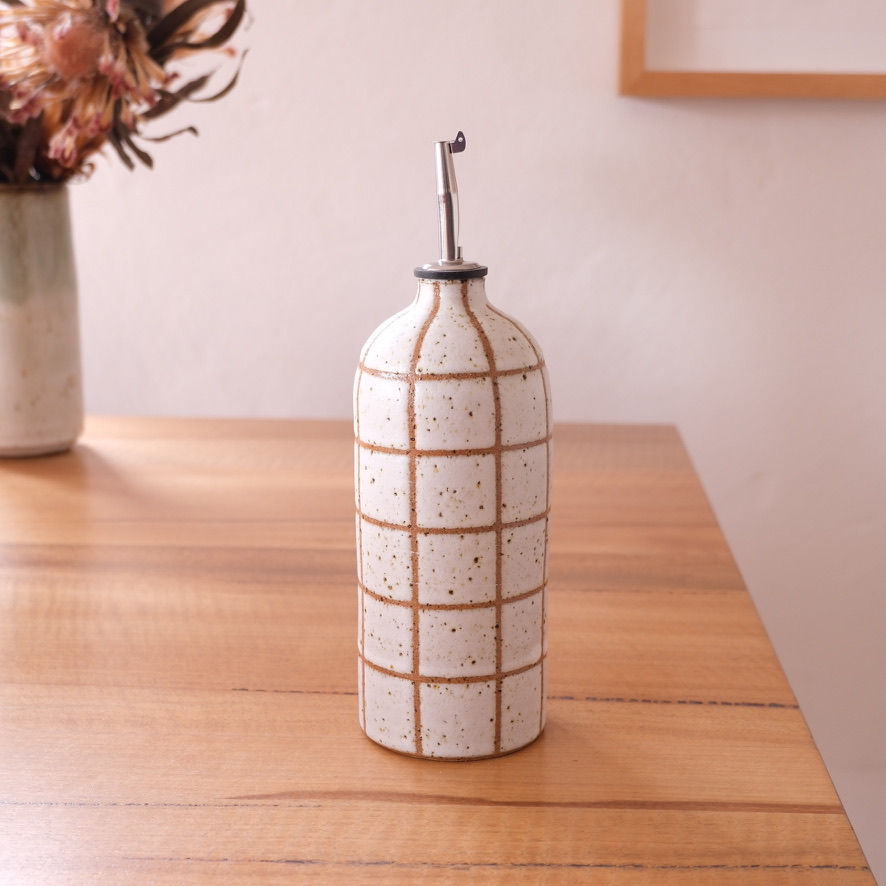 Thumbnail: White Check Oil Dispenser - Large
