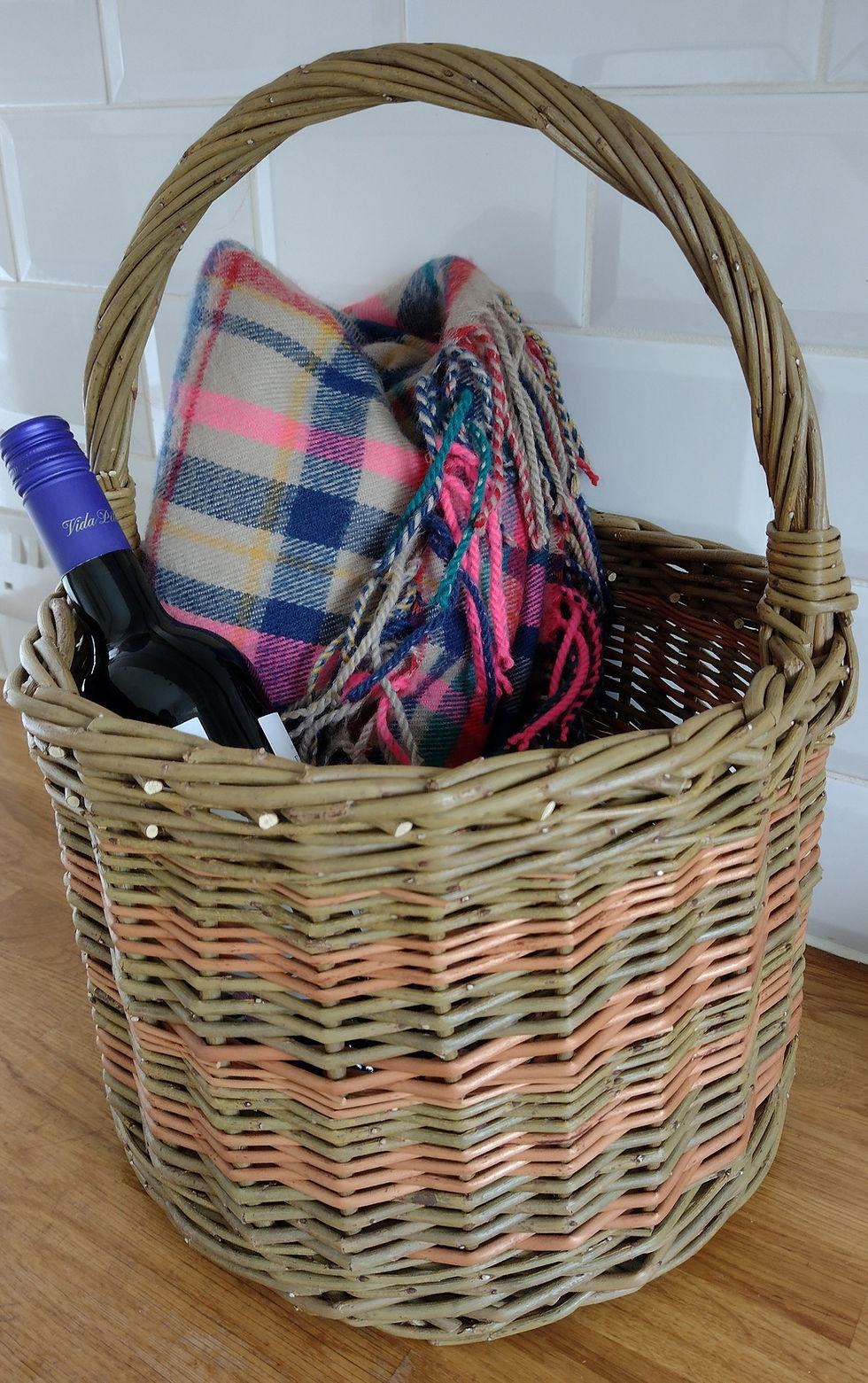 Thumbnail: Round shopping basket