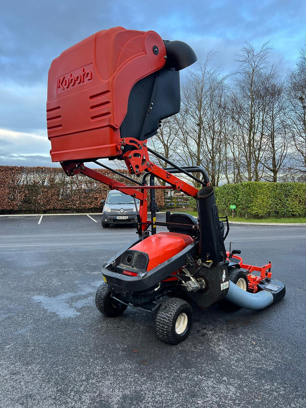 Thumbnail: Kubota F3890