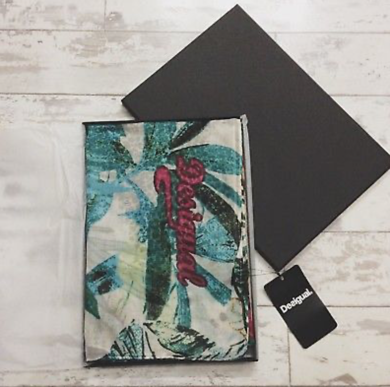 Thumbnail: Desigual Foulard Hawaiano Scarf