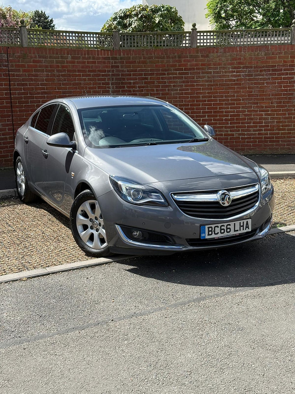 Thumbnail: VAUXHALL INSIGNIA 2017
