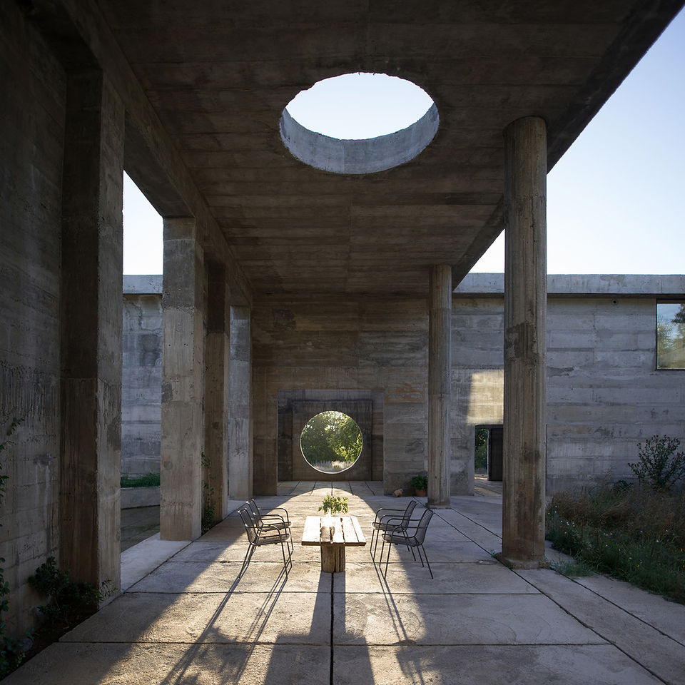 Casa Luna de Pezo von Ellrichshausen en Yungay, Chile