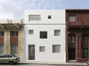 Frugoni House by Estudio Cabrera Arquitectura