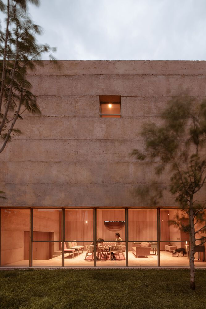 Casa Tejocote de GOMA Taller de Arquitectura en Querétaro, México. Artículo en Revista FOCUS Latinoamérica sobre arquitectura mexicana, diseño residencial contemporáneo y arquitectura latinoamericana. Architecture.