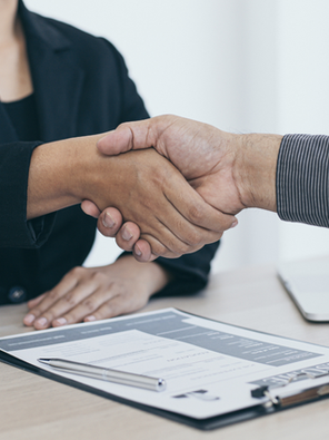 Uma Comparação Intercultural das Práticas de Recrutamento de Empresas Multinacionais no México e nos Estados Unidos