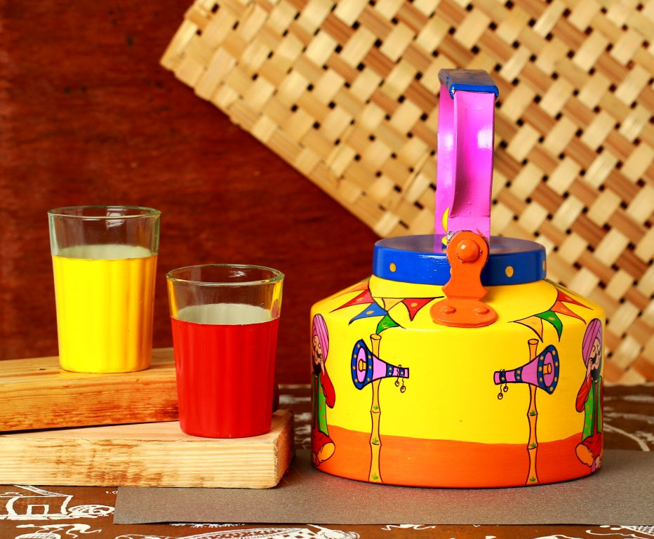 Thumbnail: Handpainted Kettle Indian Oyee Balle Balle !!!