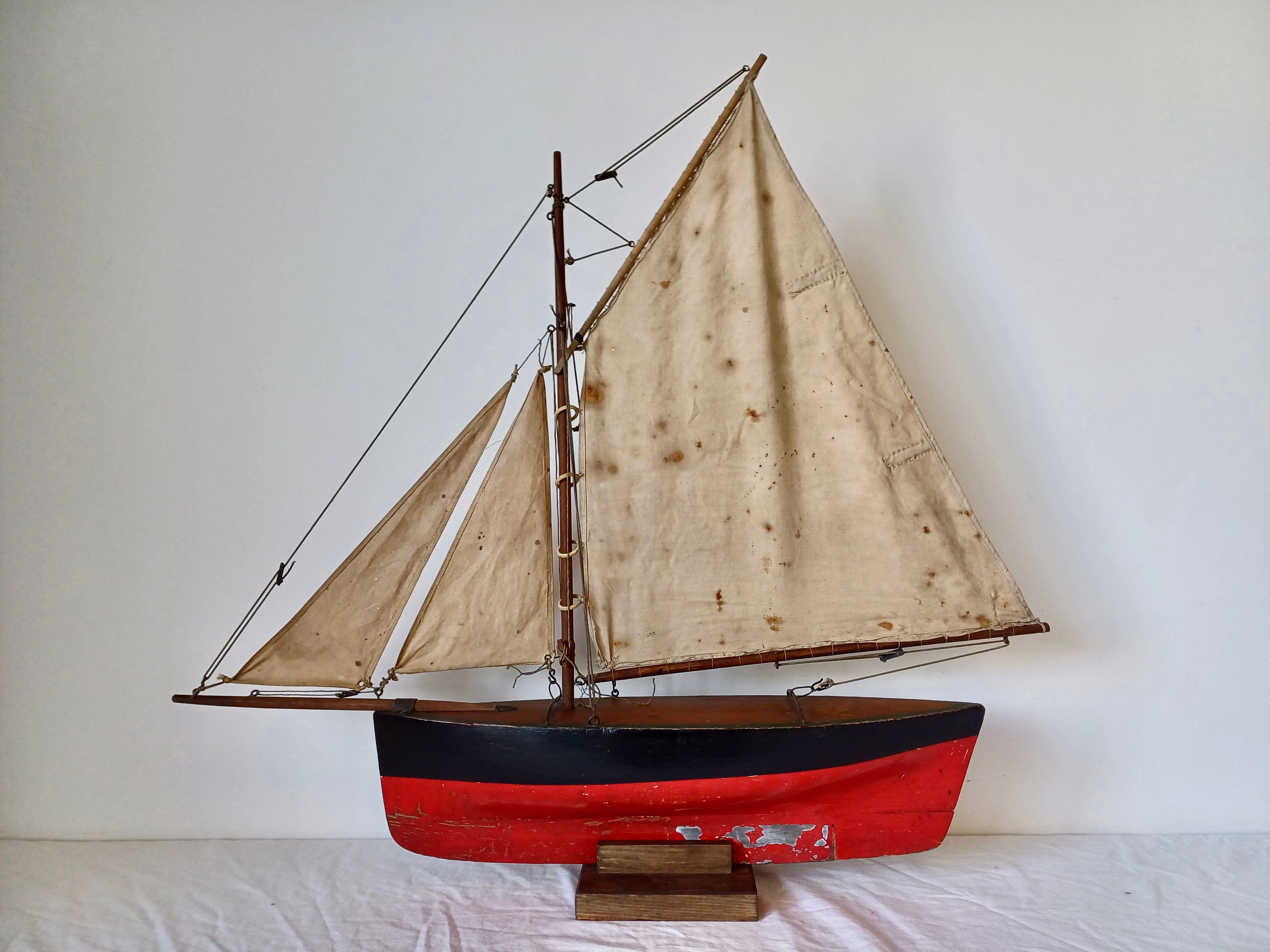 early gaffer pond yacht antiques vintage model boat long keel