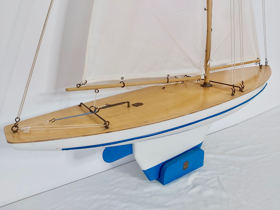 Thumbnail: Western Star pond yacht