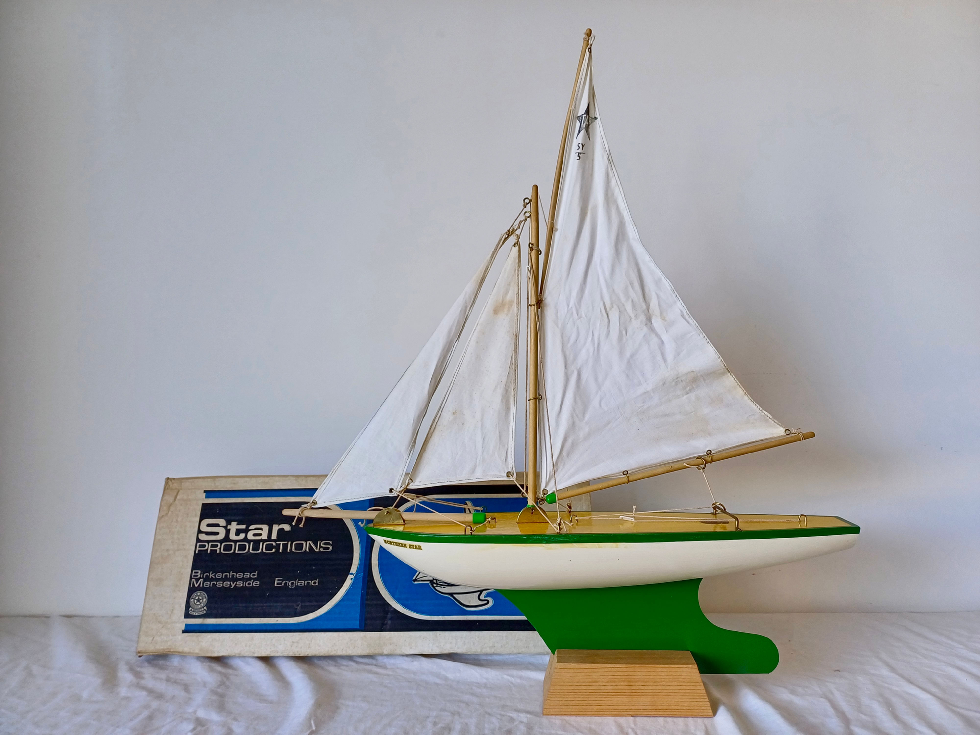 star northern vintage antique pond yacht model sailing boat