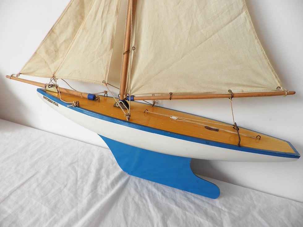 Thumbnail: star pond yacht