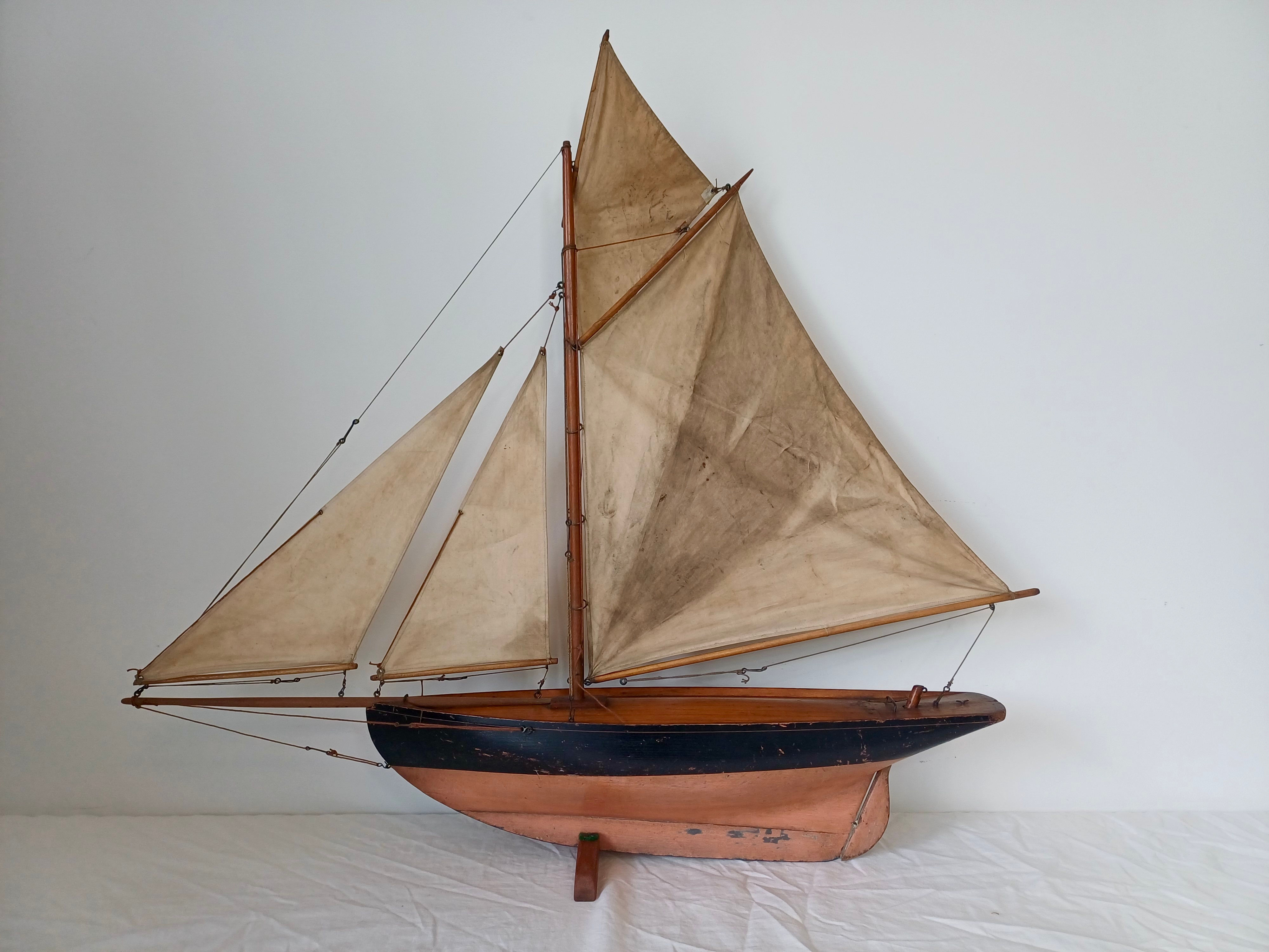 1930's Suggs Long Keel Pond Yacht -Sold