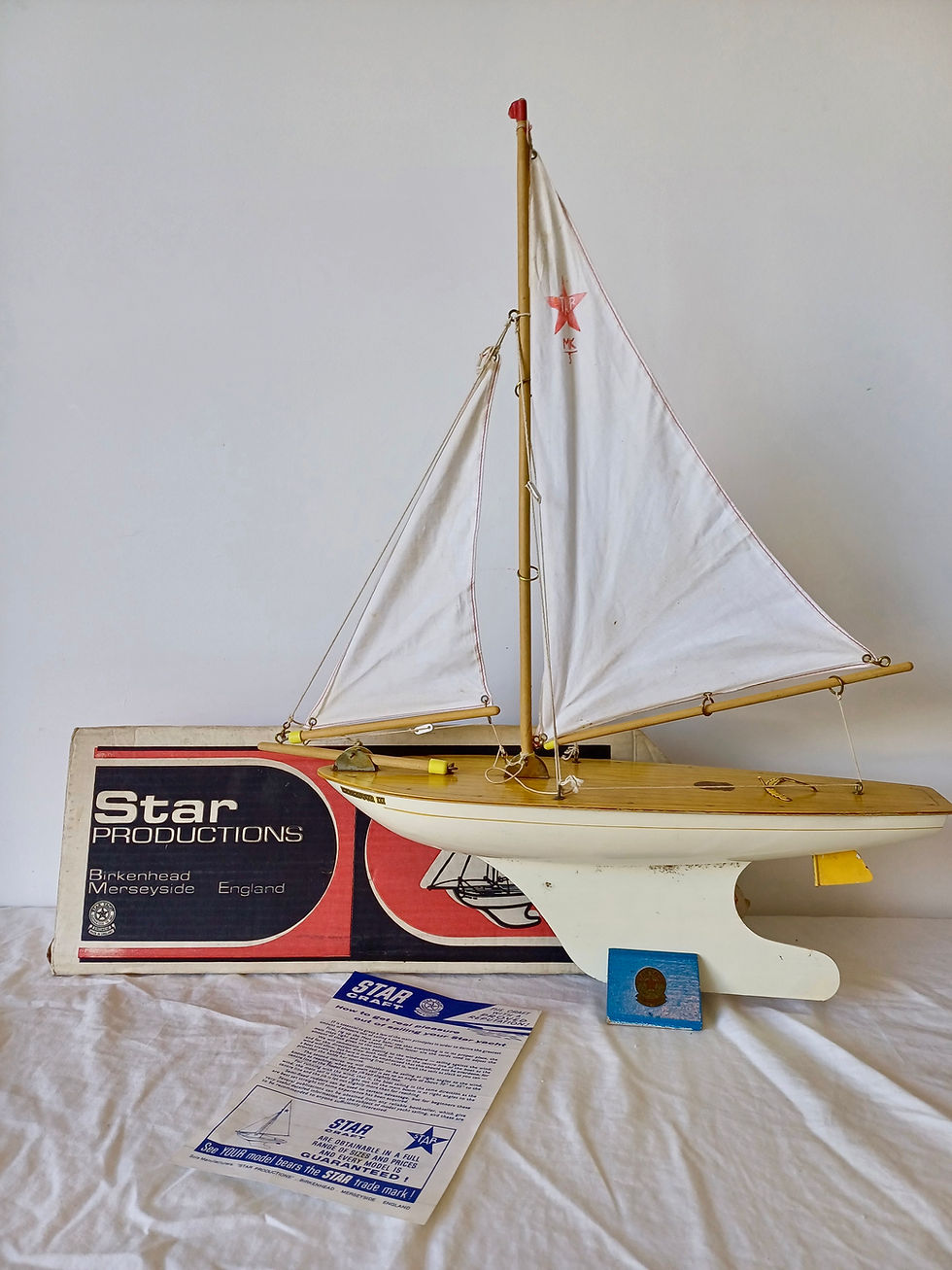 star productions endeavour pond yacht antiques vintage model boat