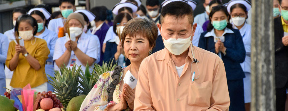 พิธีไหว้ศาลพระพรหม