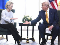 Trump y Von de Leyen llegan a un acuerdo: el arancel de EEUU a Europa será del 15%